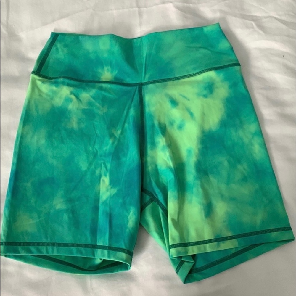Weylyn midi athletic shorts